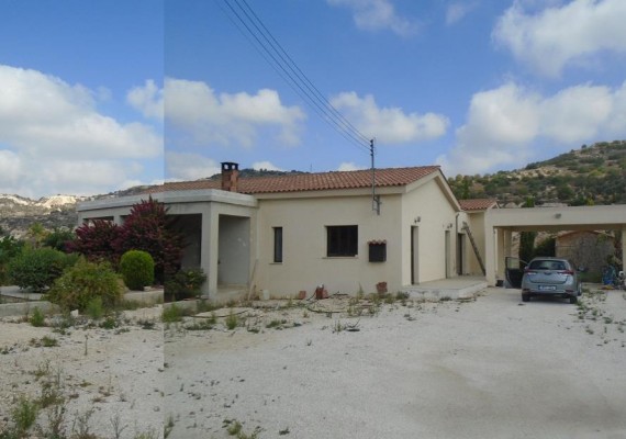 Three-Bedroom House in Episkopi, Paphos